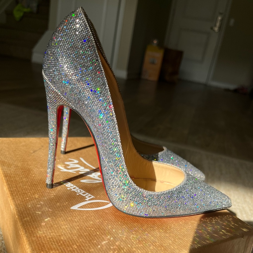 WORN ONCE Vintage Christian Louboutin Silver Glitter So Kate 120mm in size 6.5